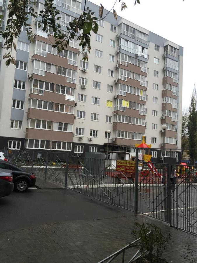 Apartment On Khalturinskiy 206 V/106 顿河畔罗斯托夫 外观 照片